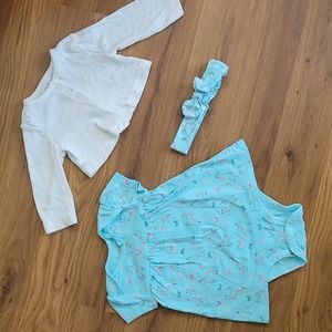 Girl's 3 Piece Unicorn Outift from Carter's Size 3-6 Months